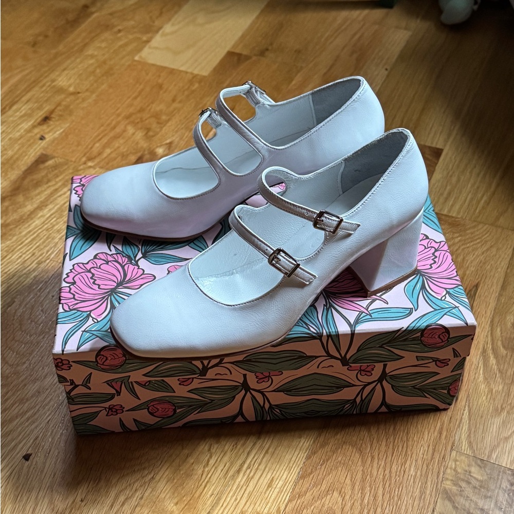 Chic White Double Strap Heels